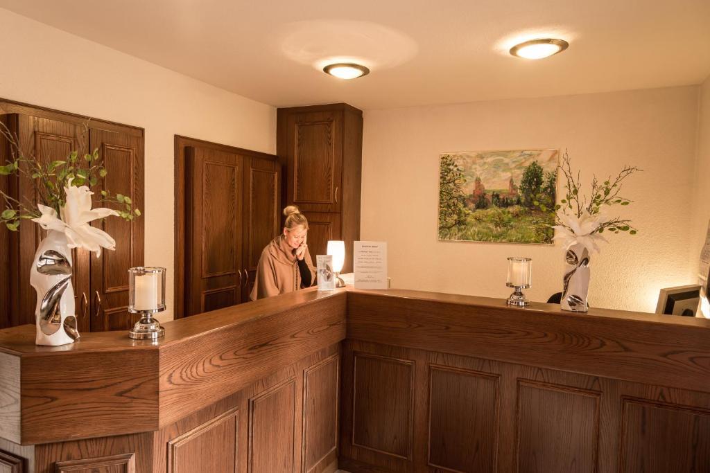 Hotel-Restaurant Zur Kanne Schifferstadt Ngoại thất bức ảnh